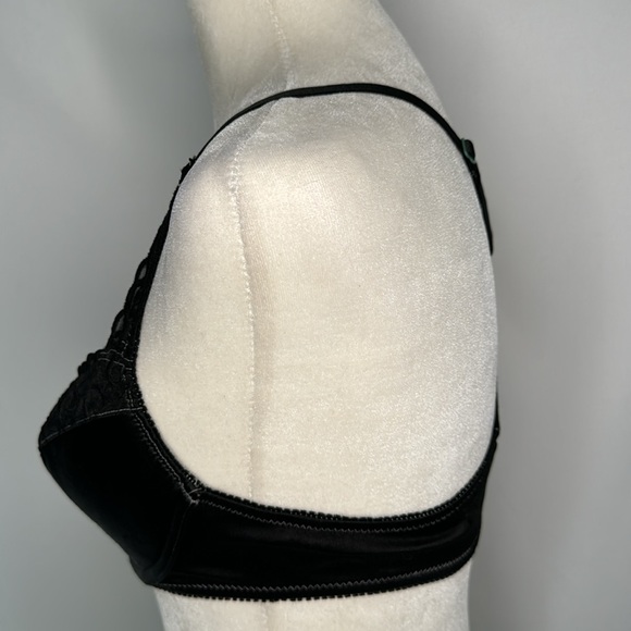 ❤️3/$30 Victoria’s Secret Racerback Bra with Front Closure - Picture 5 of 8